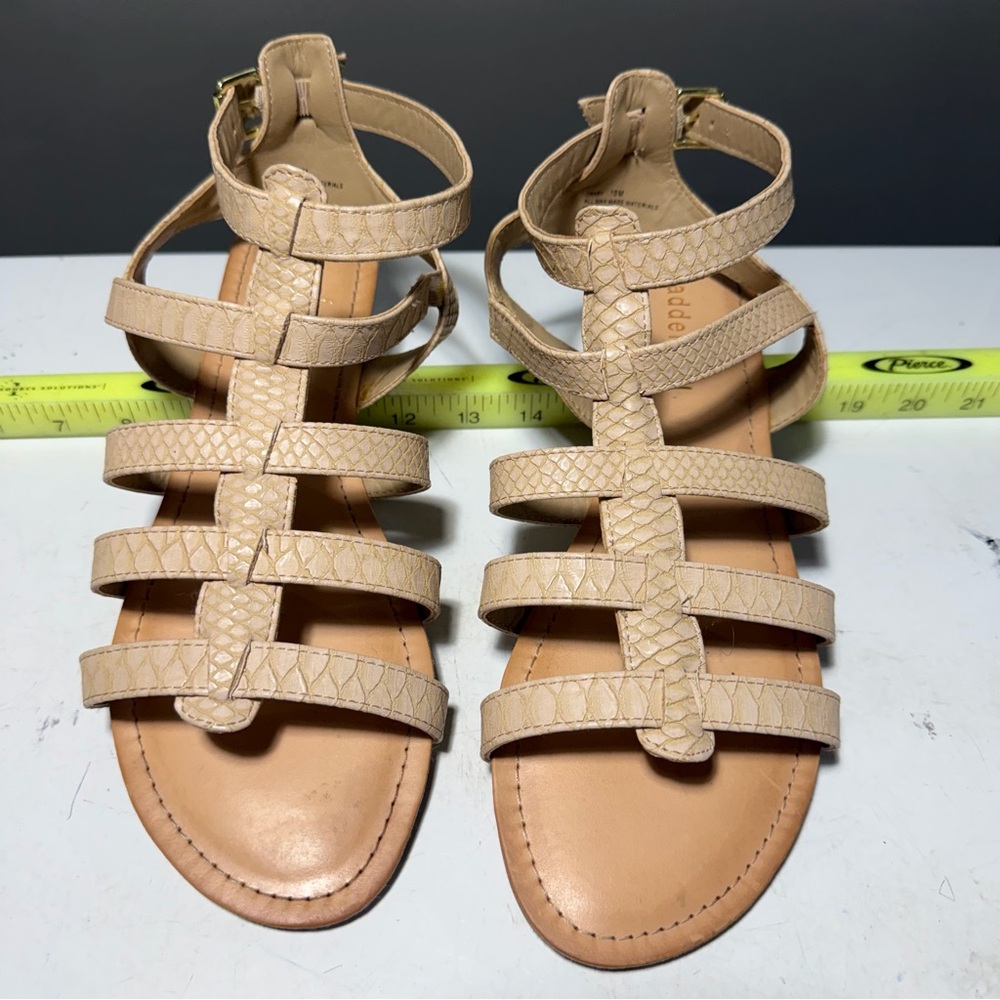 Madden Girl Women’s 10 Beige Strappy Gladiator Sandals
